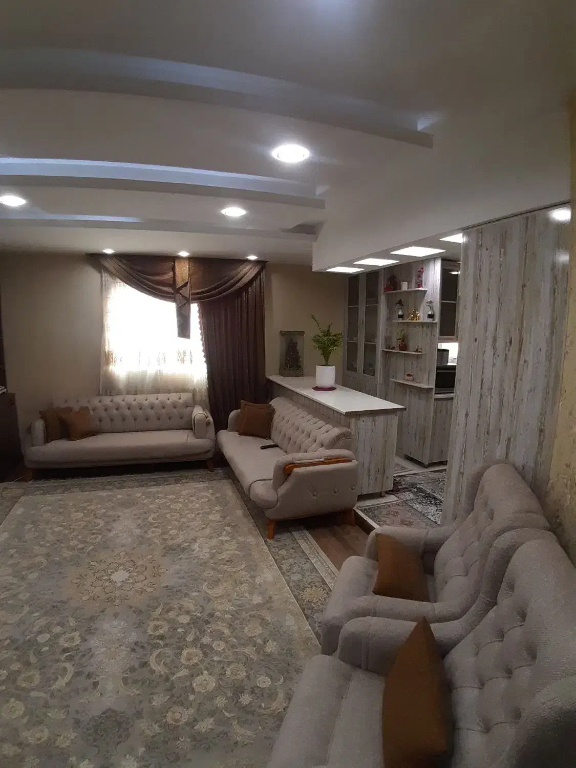 میخچه فروش فوری لپویی بسیار شیک تخفیف دارد|فروش آپارتمان|زرقان, |دیوار