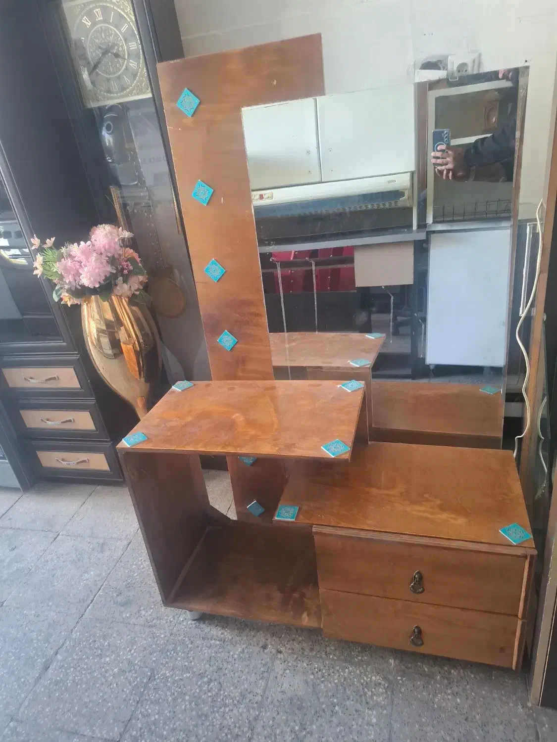 فروش کمد آرایش زیبا کم کار چوب محکم|جاکفشی، کمد، دراور|بوکان, |دیوار