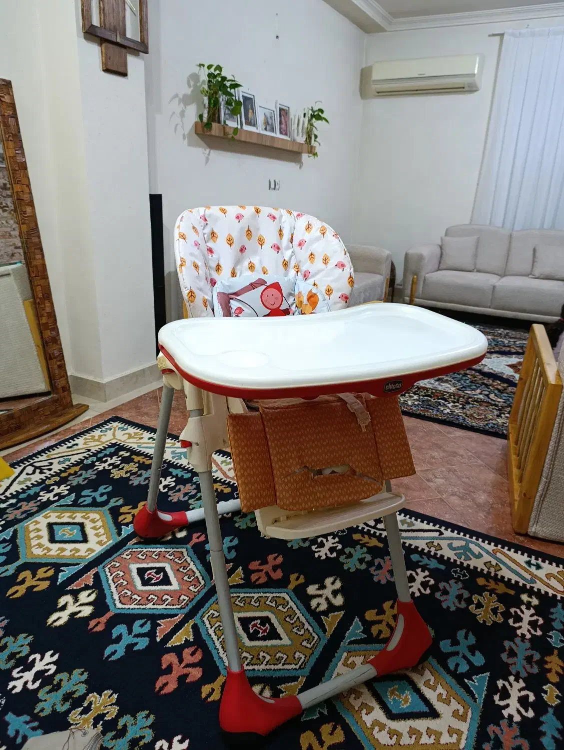 صندلی غذا خارجی|تخت و صندلی بچه|بندر انزلی, معلم|دیوار