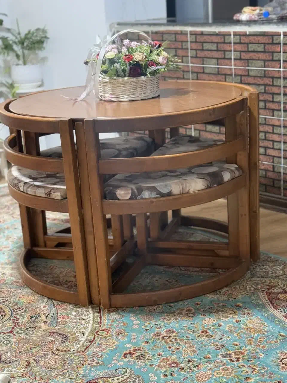 میز نهار خوری بسیار زیبا و کم جا|میز و صندلی غذاخوری|قائمشهر, |دیوار