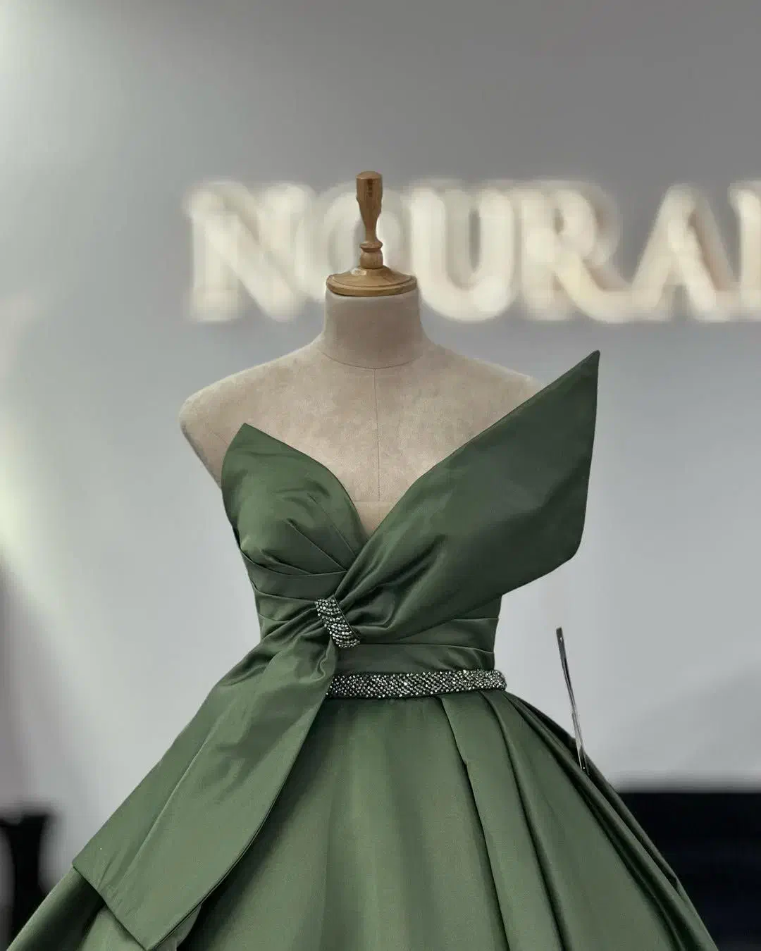 دوخت ودوز در شادگان چومه سید علوان|لباس|شادگان, |دیوار