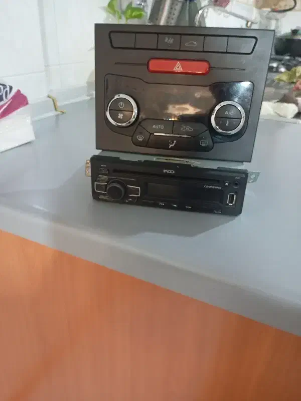 فروش یک عدد ظبط ماشین|صوتی و تصویری|تهران, شهرک ولیعصر شمالی|دیوار