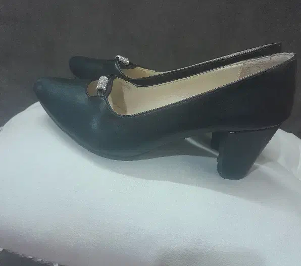 کف‌ش‌سایز‌۳۸|کیف، کفش، کمربند|طرقبه, |دیوار