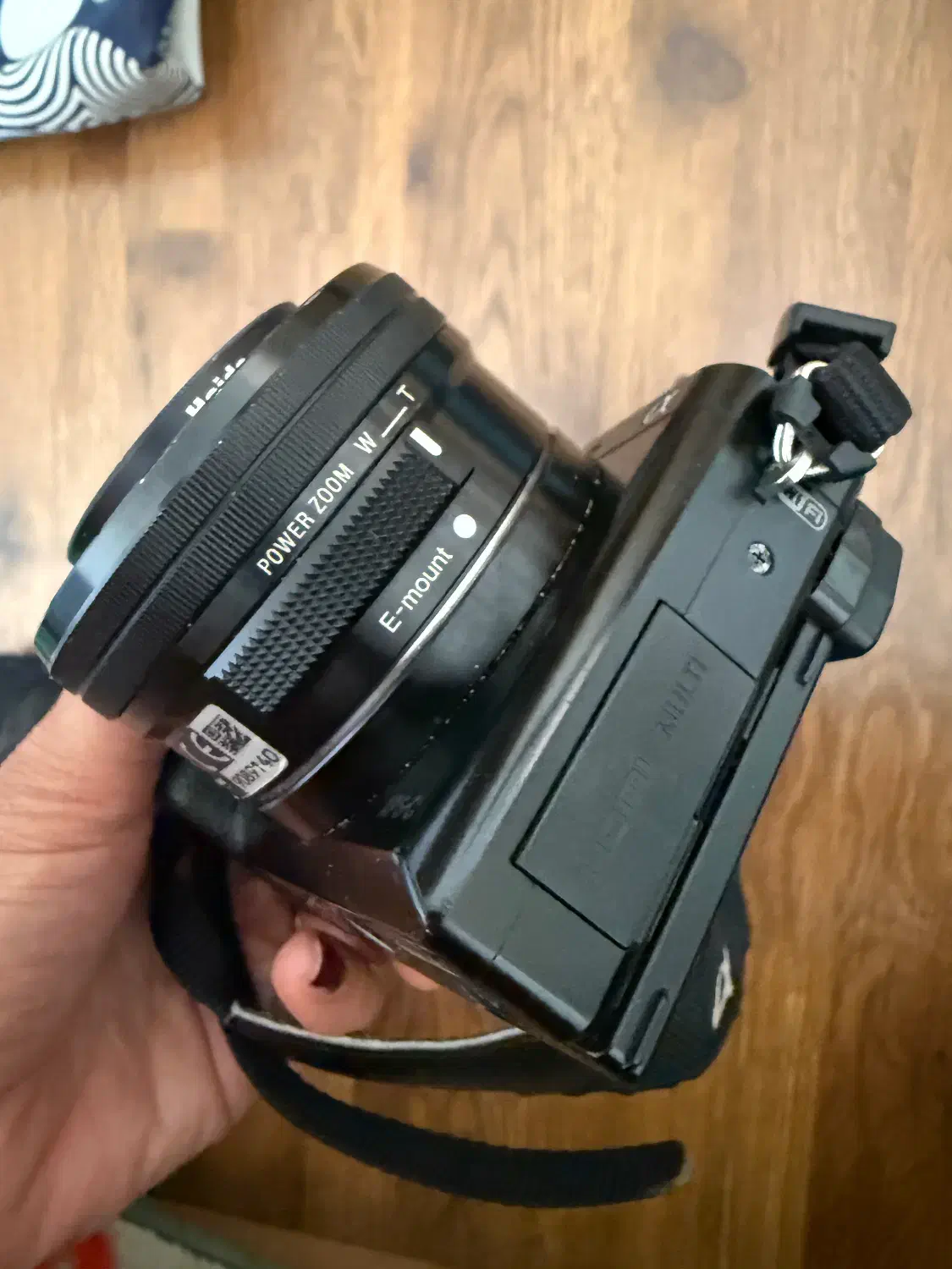 دوربین سونی آلفا ۶۰۰۰ با لنز ۱۶-۵۰|دوربین عکاسی و فیلمبرداری|گرگان, |دیوار