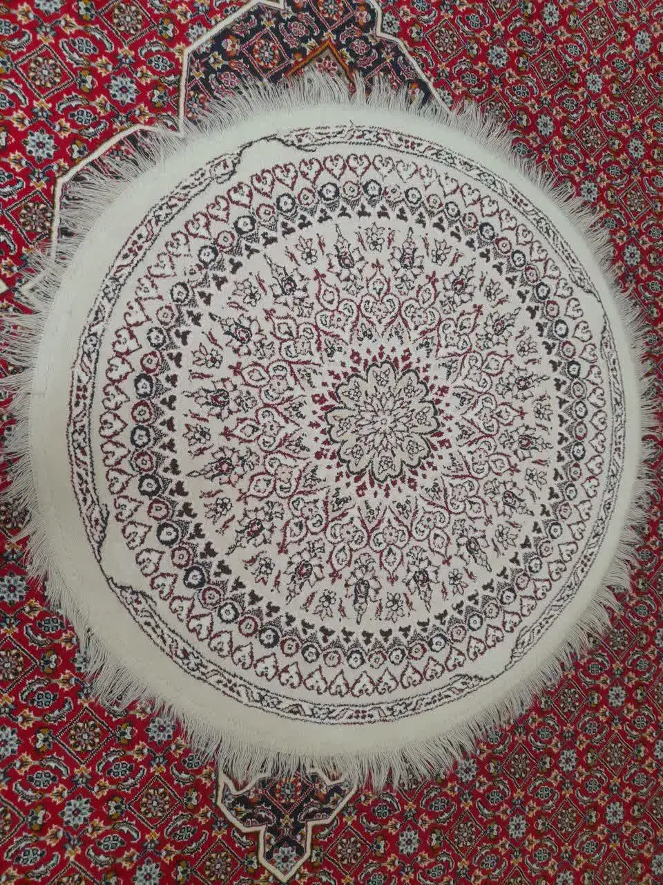 فرش گرد به قطر ۱ متر|فرش|بروجرد, |دیوار