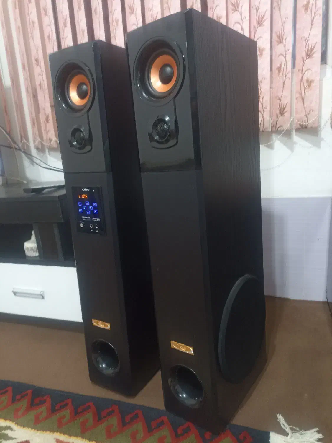 دوتا باند پرقدرت بلوتوث و فلاش ومموری و کنترل دار|سیستم صوتی خانگی|سنندج, |دیوار