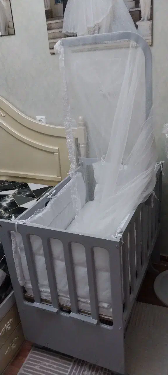 تخت کودک|تخت و صندلی بچه|فردیس, فردیس|دیوار