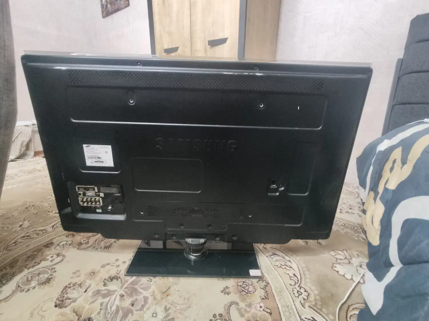 تلویزیون|تلویزیون و پروژکتور|ساوه, |دیوار