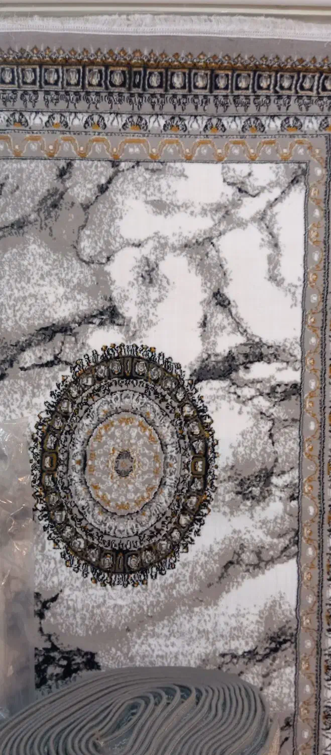 فقط کناره زیر قیمت شهرمان|فرش|زنجان, |دیوار