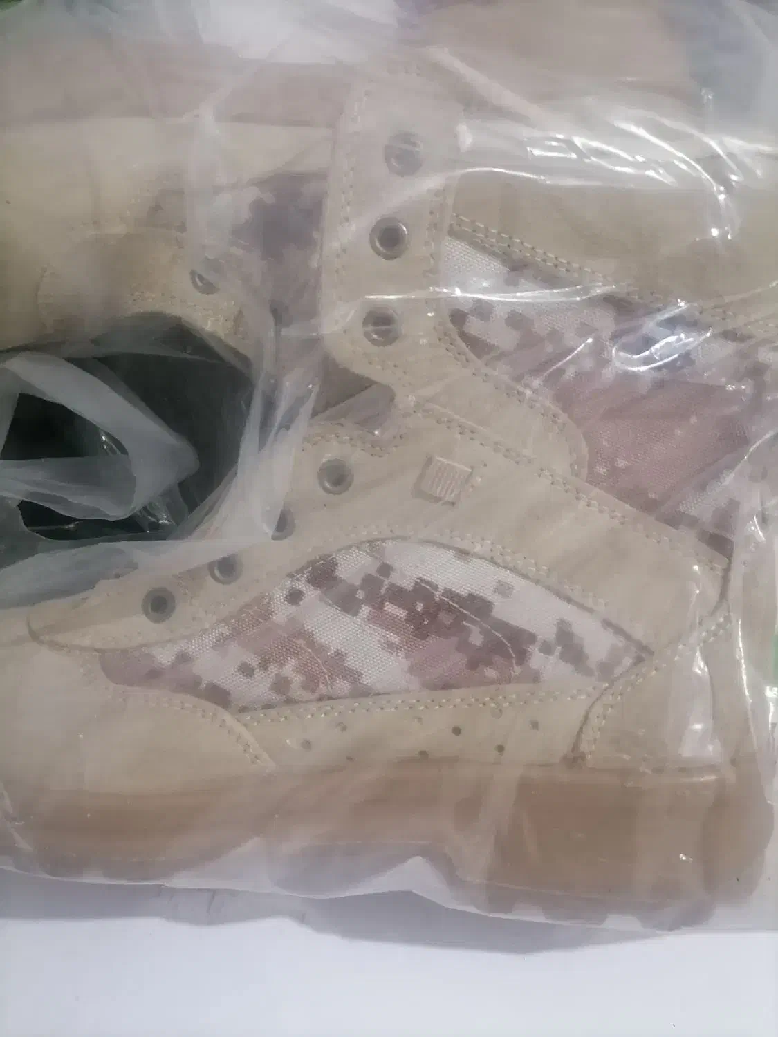 کفش کار و کوهنوردی|کیف، کفش، کمربند|پاکدشت, پاکدشت (مامازند)|دیوار