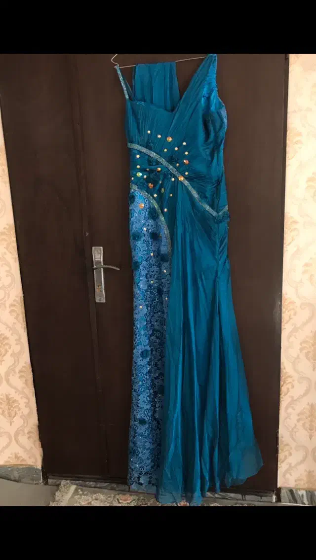 لباس مجلسی|لباس|نسیم‌شهر, |دیوار