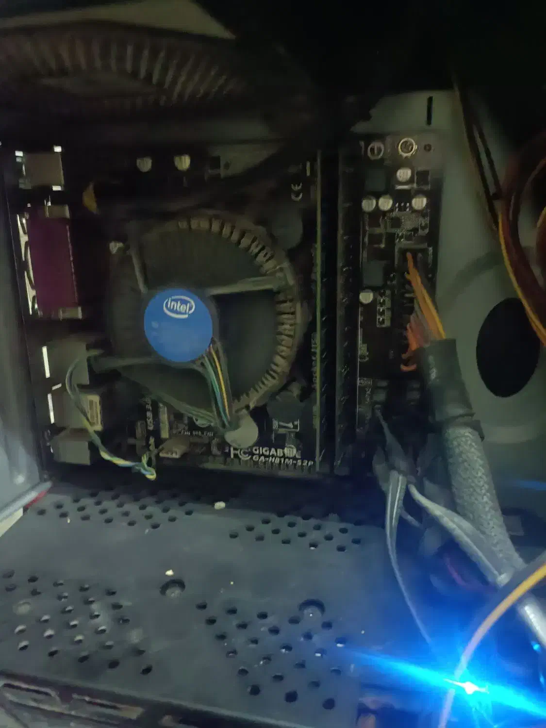 سلام کامپیوتر گیمینگ با بازیهای روز دنیا|رایانه رومیزی|مشهد, مهدی آباد|دیوار