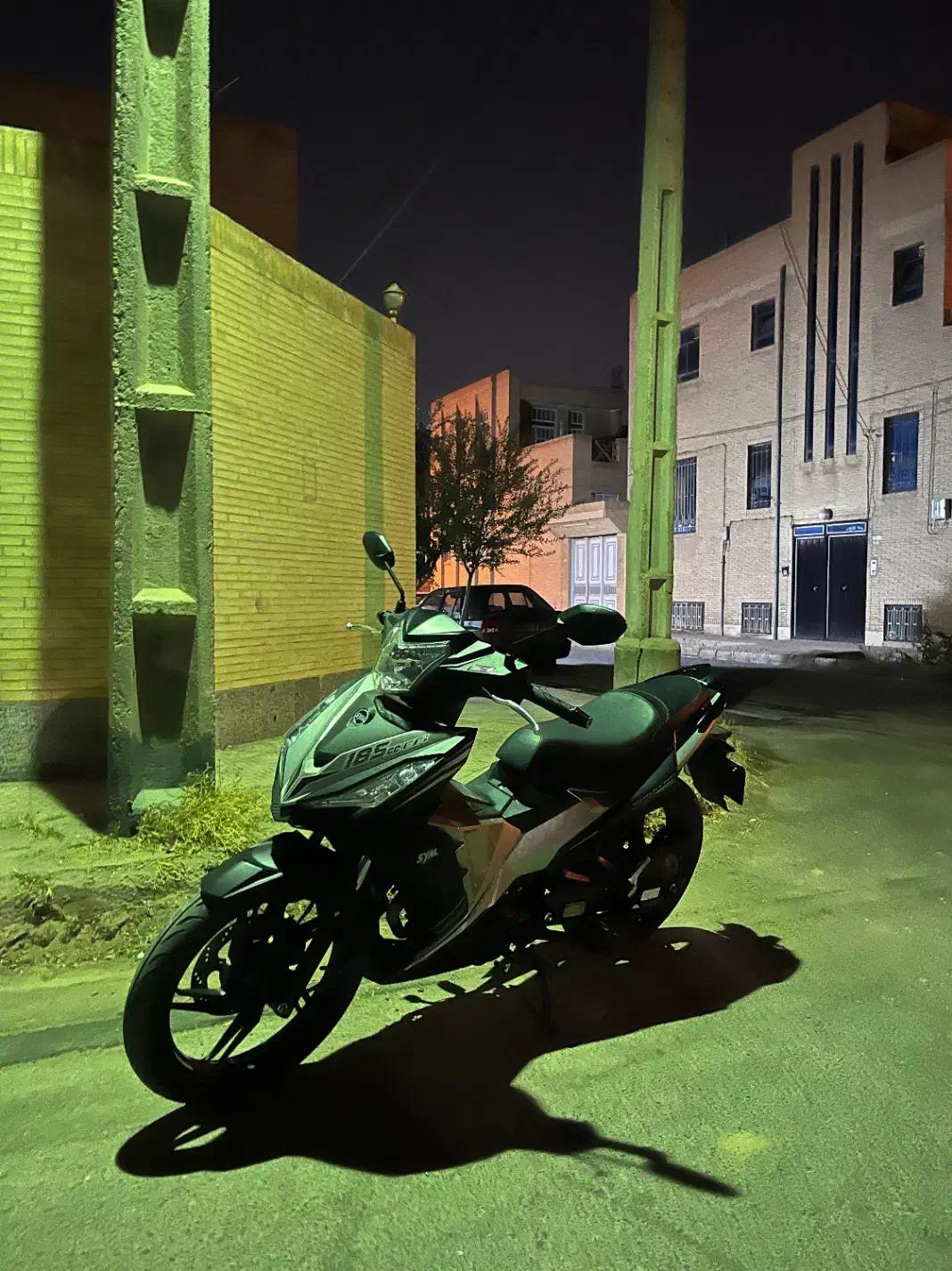 لاکی ۱۸۵|موتورسیکلت|یزد, |دیوار