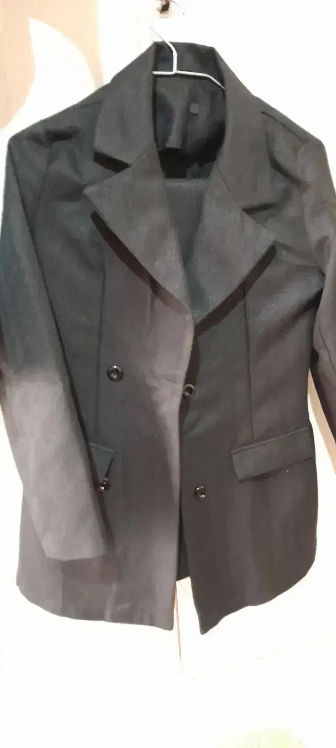 کت و شلوار پاییزی. رنگ مشکی|لباس|رودهن, |دیوار