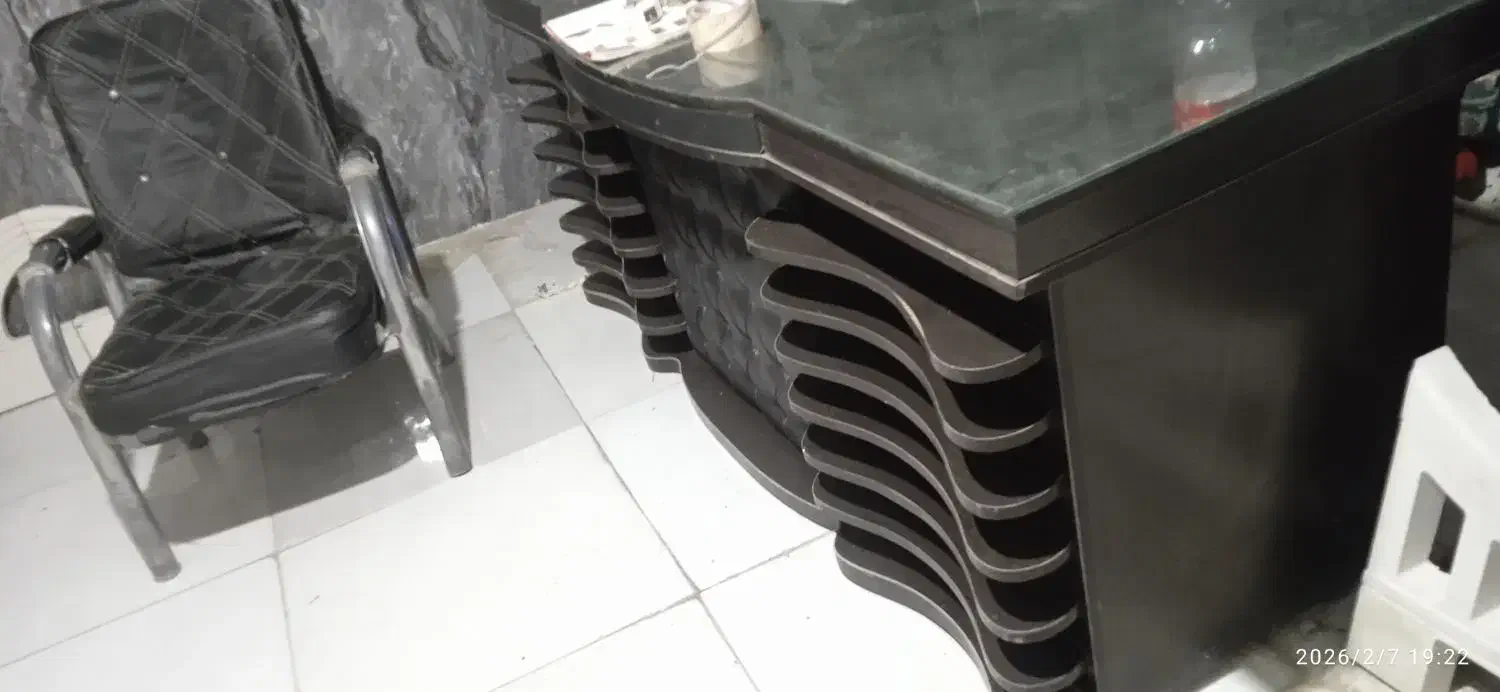 میر وصندلی|صندلی و نیمکت|خرم‌آباد, |دیوار