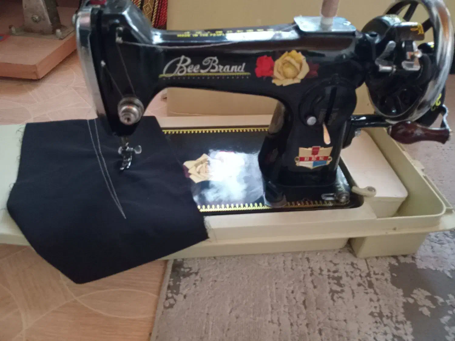 چرخ خیاطی دوگل|چرخ خیاطی و ریسندگی|عباس‌آباد, |دیوار