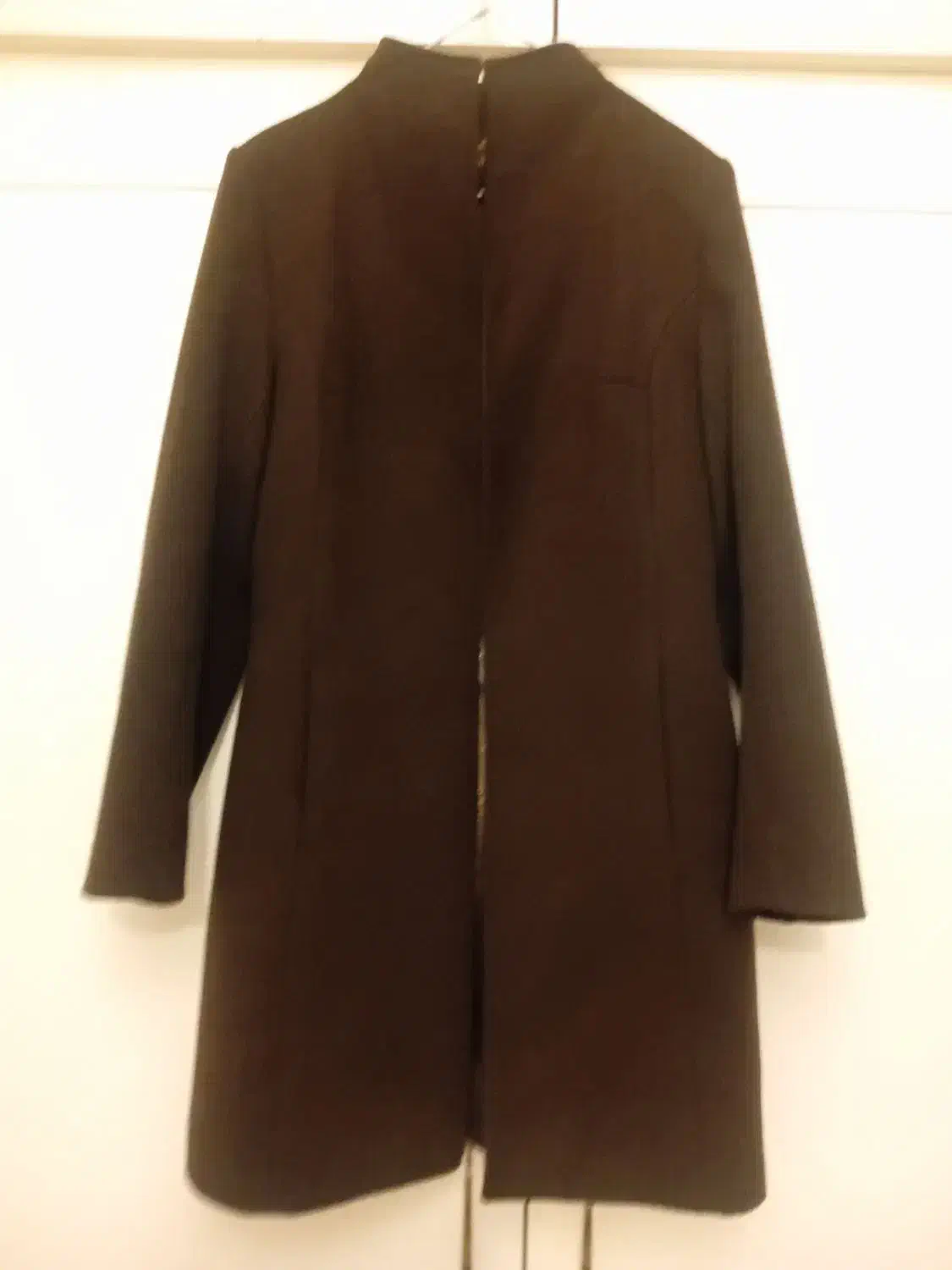 پالتو|لباس|لواسان, |دیوار