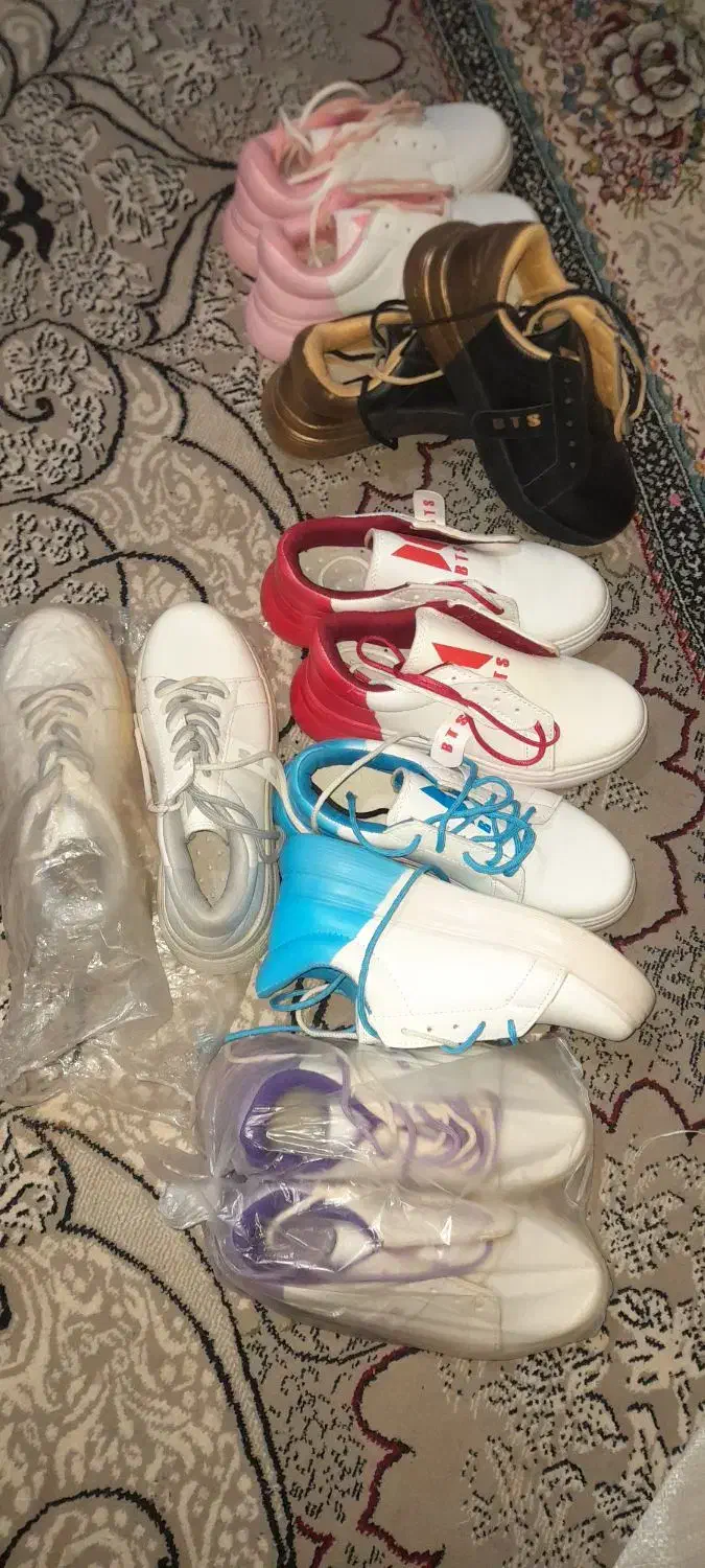 کفش|کیف، کفش، کمربند|اسفراین, |دیوار