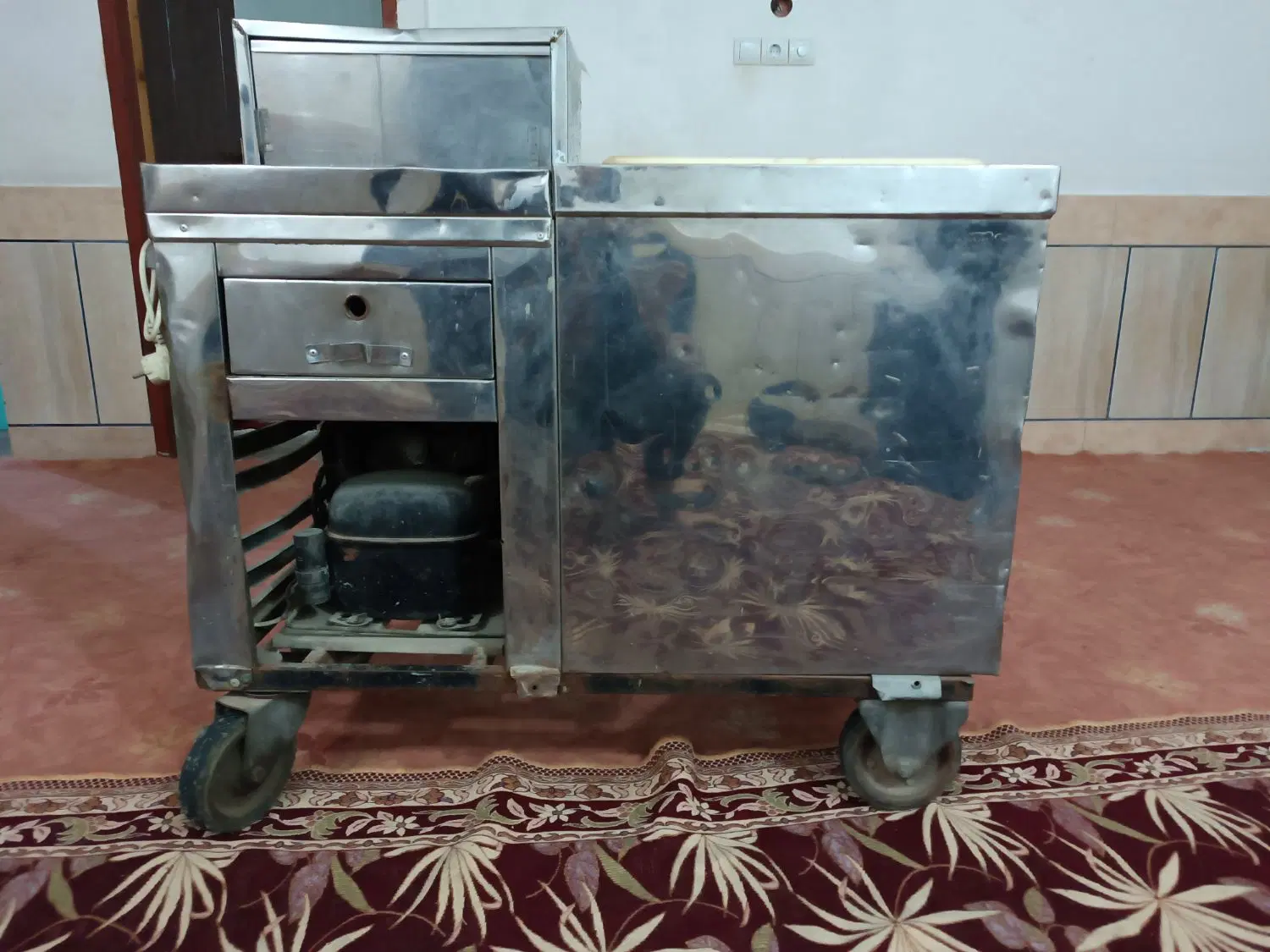 دکه یخدربهشت|فروشگاه و مغازه|اهواز, سیاحی(سه راه خرمشهر)|دیوار
