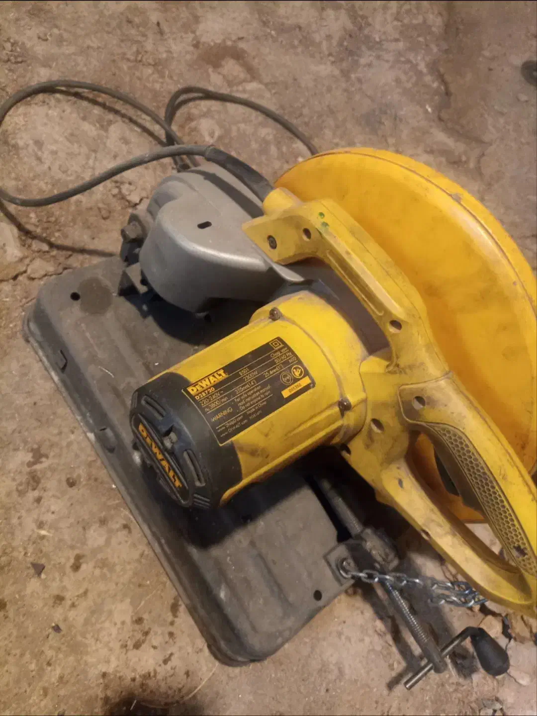 پرفیل بر دیوالت|ابزارآلات|همدان, |دیوار