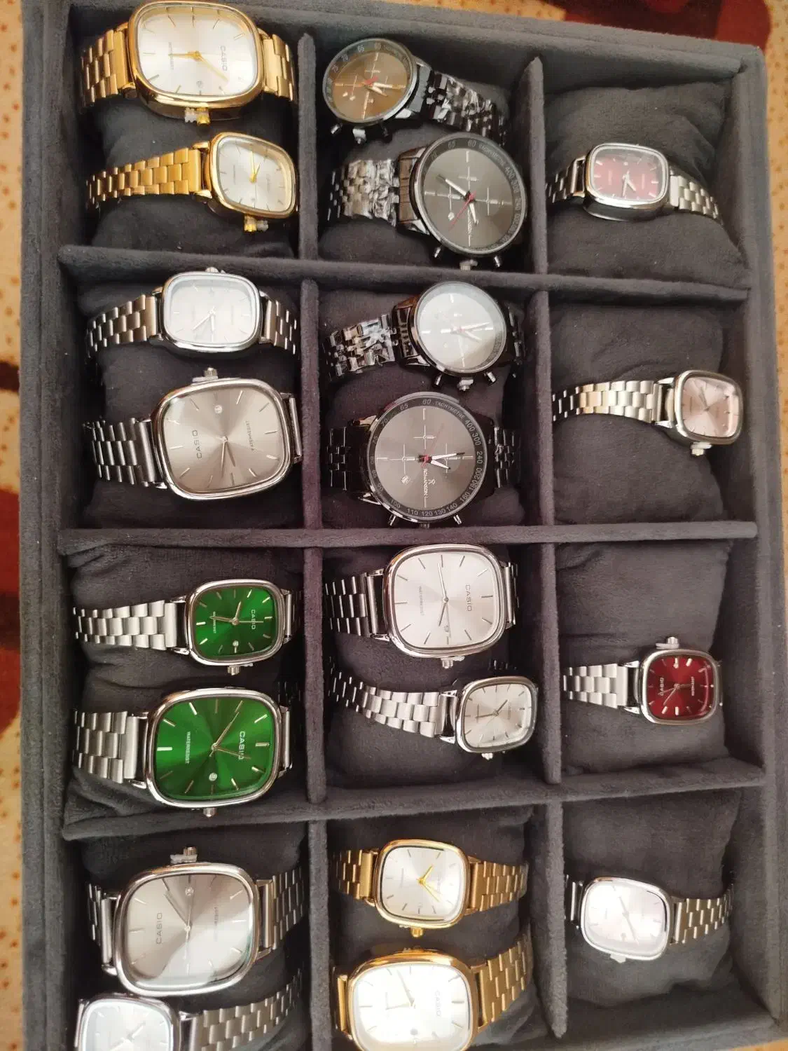 ساعت زنانه ومردانه|ساعت|شیروان (خراسان), |دیوار