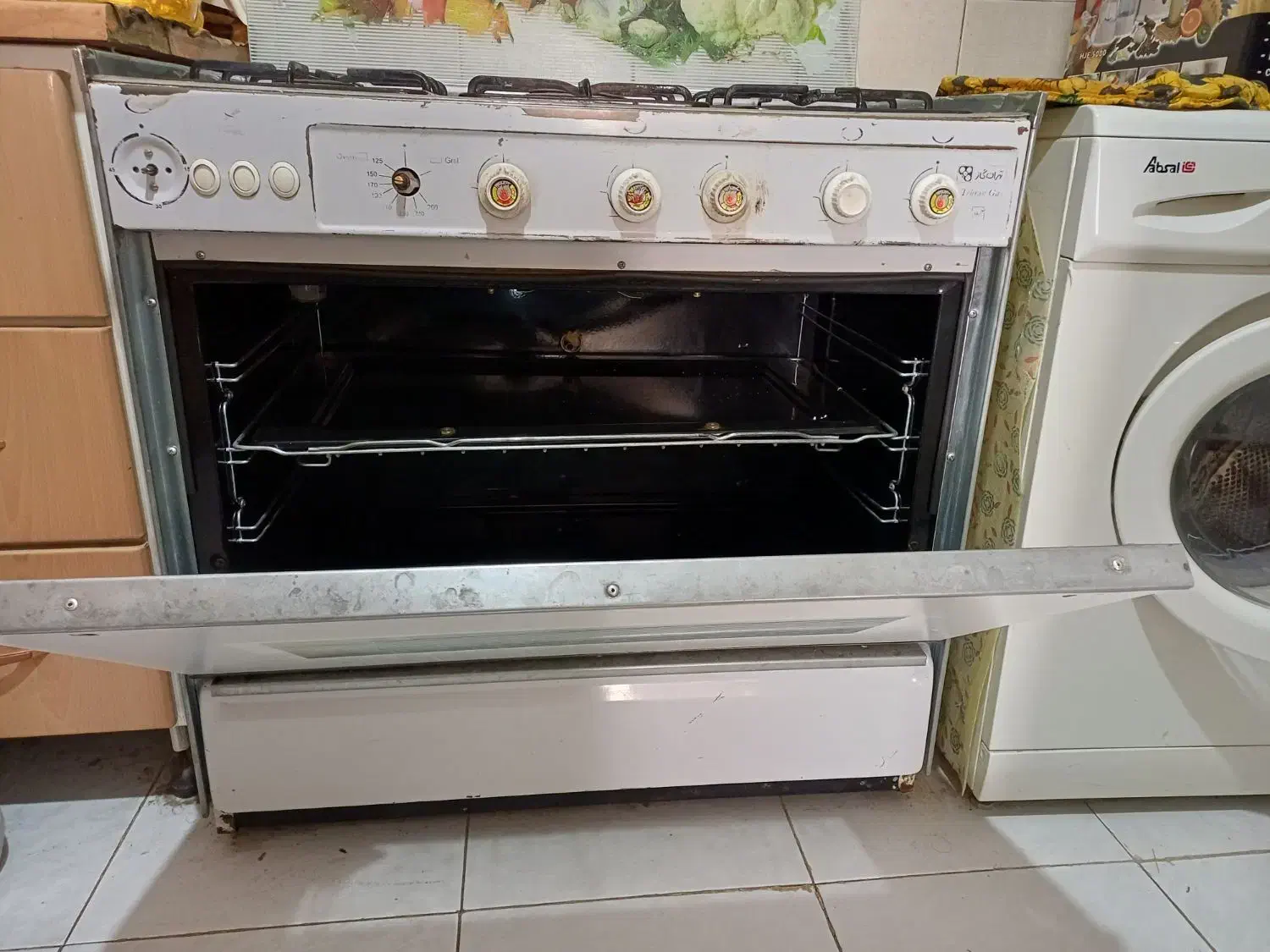 یخچال گلسان ماشین لباسشویی ابسال گاز فردار|ماشین لباسشویی و خشک‌کن لباس|برخوار, |دیوار