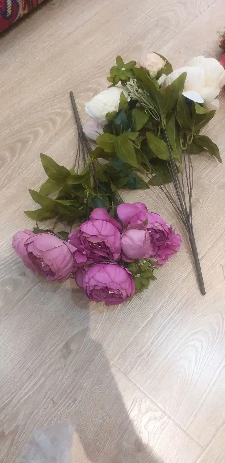 ۳۷عدد دسته گل(۱۳شاخه)فروش به صورت یکجا|گل مصنوعی|مرند, |دیوار