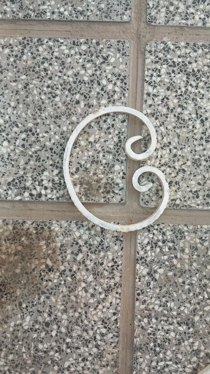 فروش چند قطعه فرفورژه|مصالح و تجهیزات ساختمان|کاشمر, |دیوار