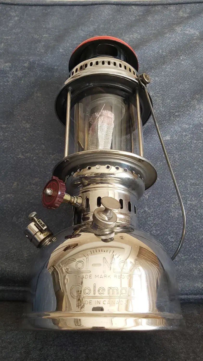 چراغ زنبوری نفتی عتیقه کانادایی اصل|کلکسیون اشیاء عتیقه|اصفهان, خواجه عمید|دیوار