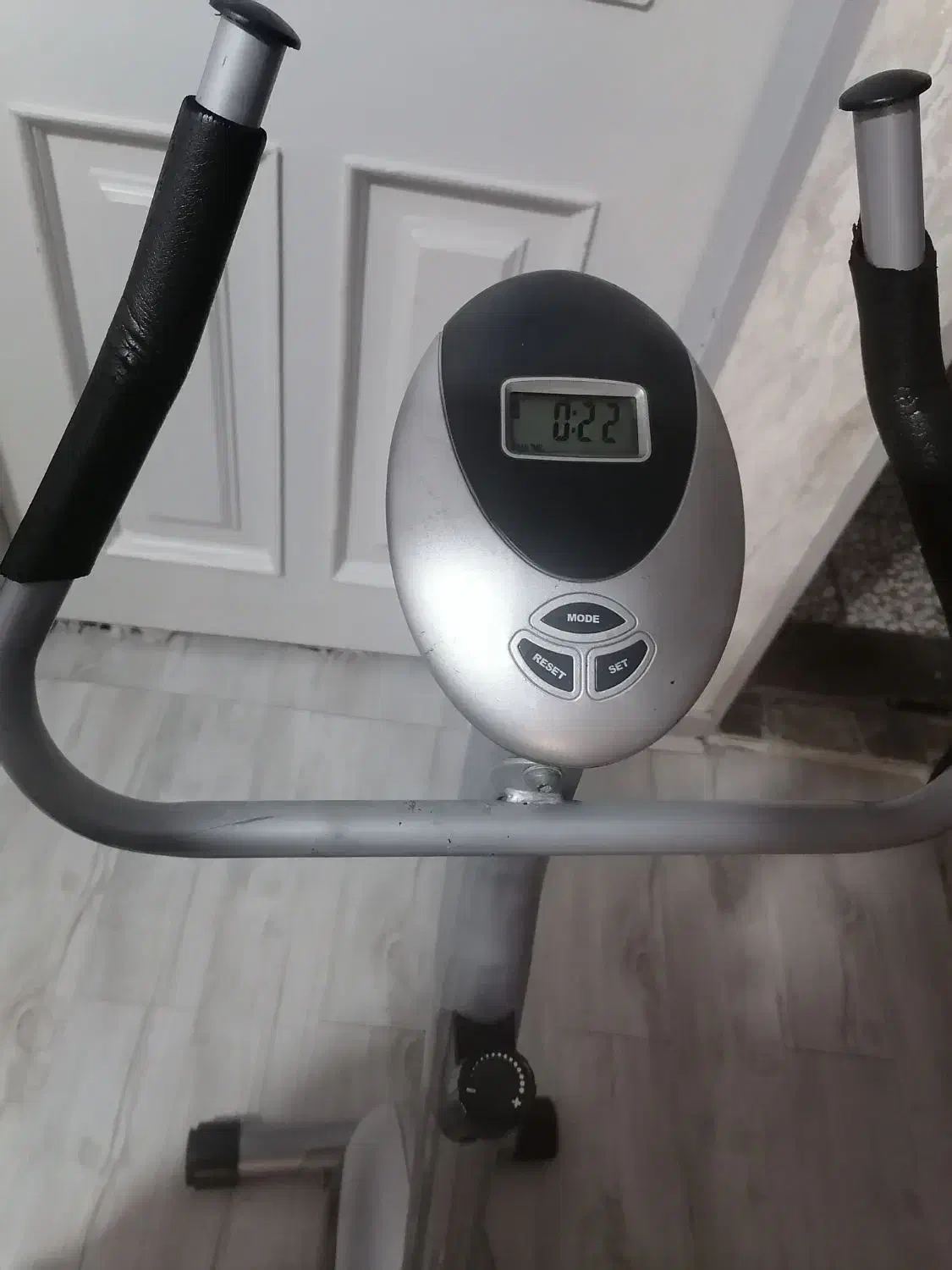 دوچرخه ثابت مغناطیسی|تجهیزات ورزشی|اصفهان, عمان سامانی|دیوار