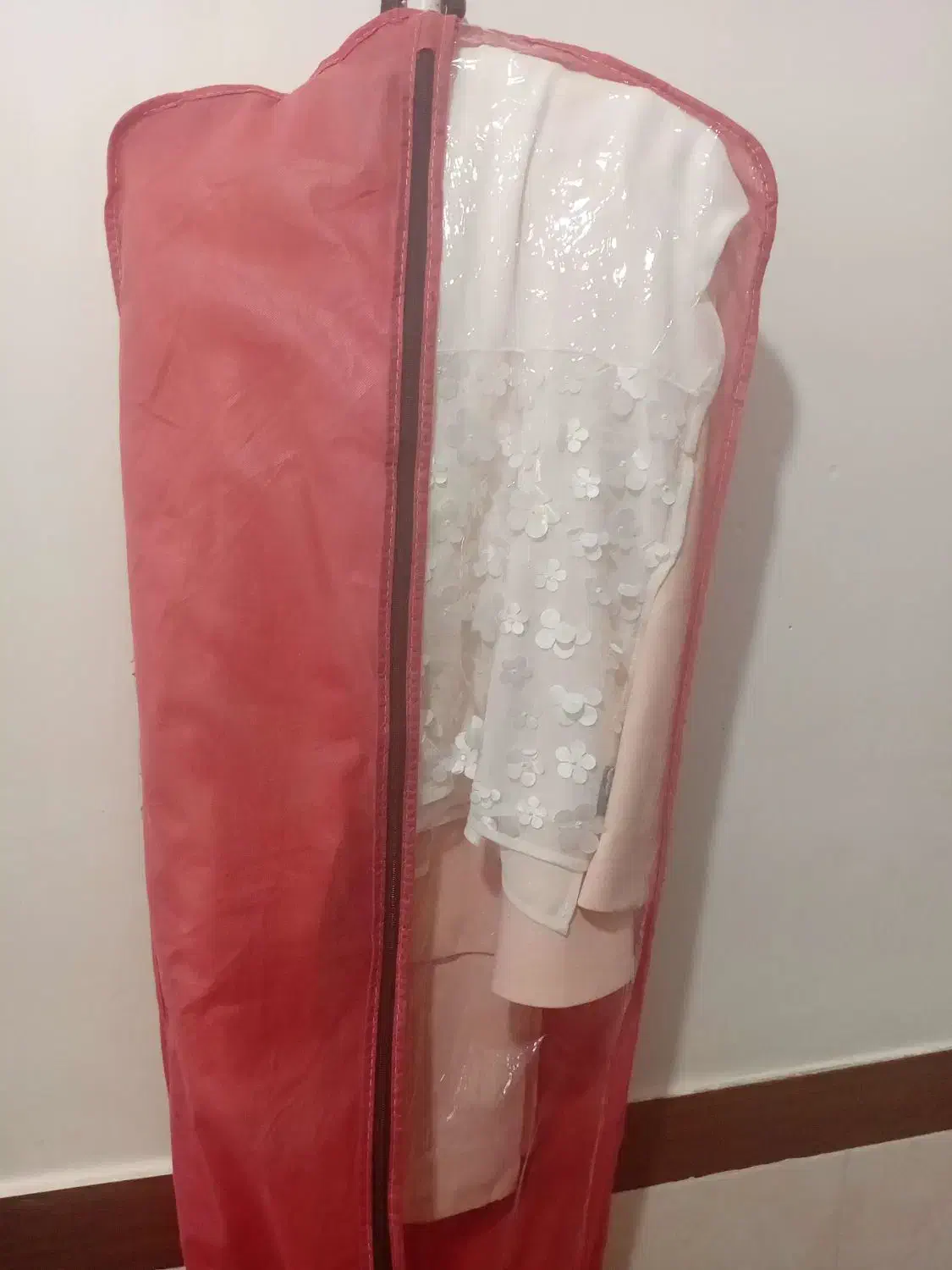 لباس مجلسی|لباس|الشتر, |دیوار