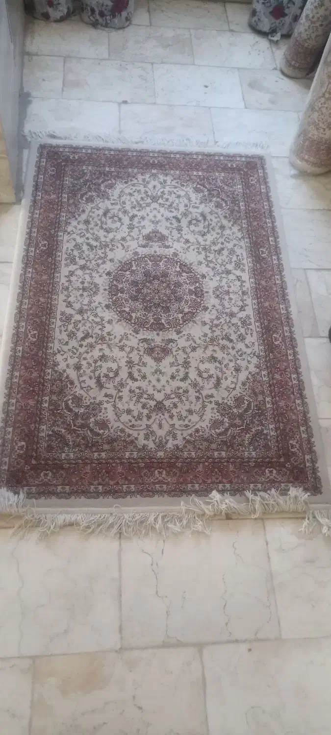 فرش1.5متری و کناره|فرش|اندیشه, اندیشه فاز ۱|دیوار