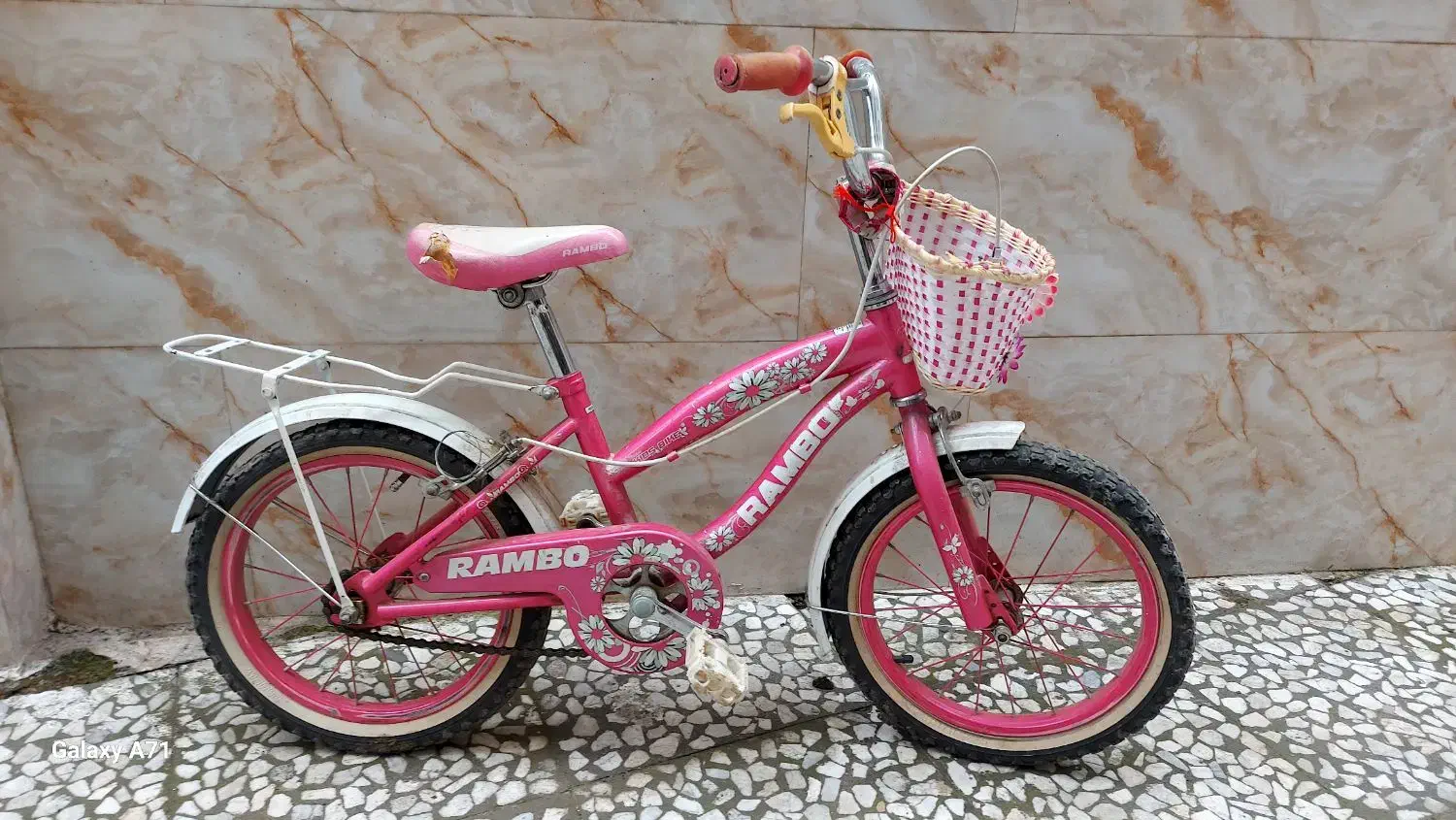 دوچرخه دخترانه سایز ۲۰|دوچرخه، اسکیت، اسکوتر|رشت, معلم|دیوار