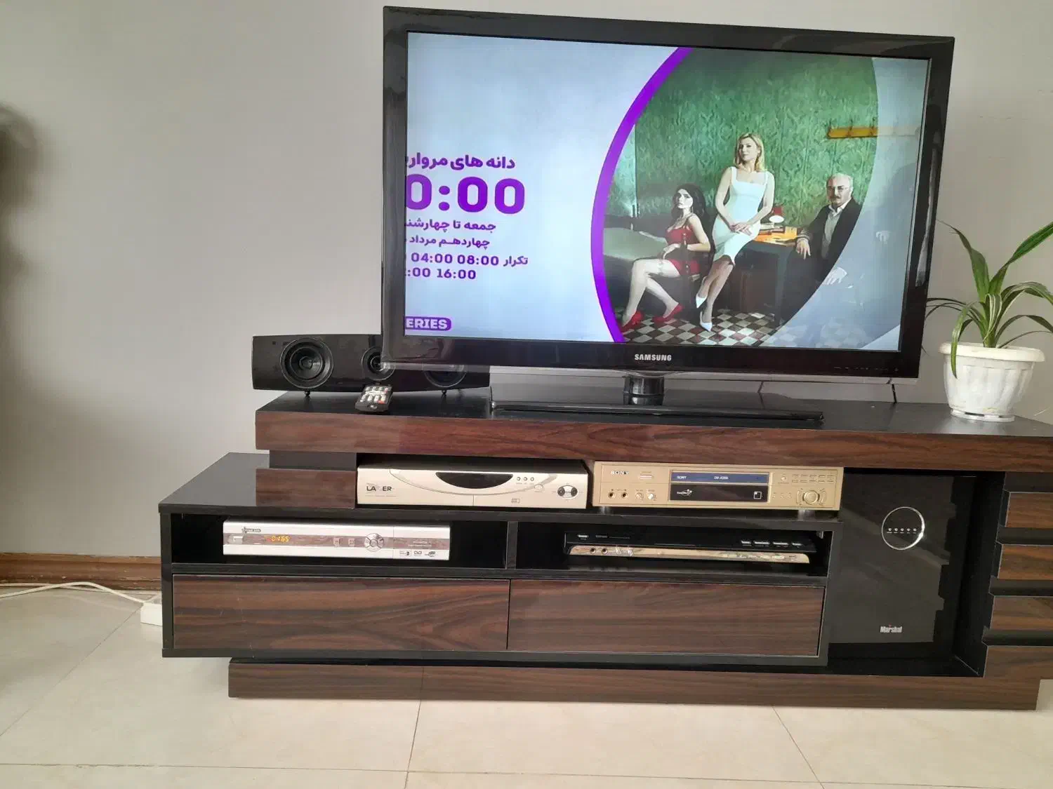 دستگاه گیرنده|پخشکننده DVD و ویدیو|مشهد, الهیه|دیوار