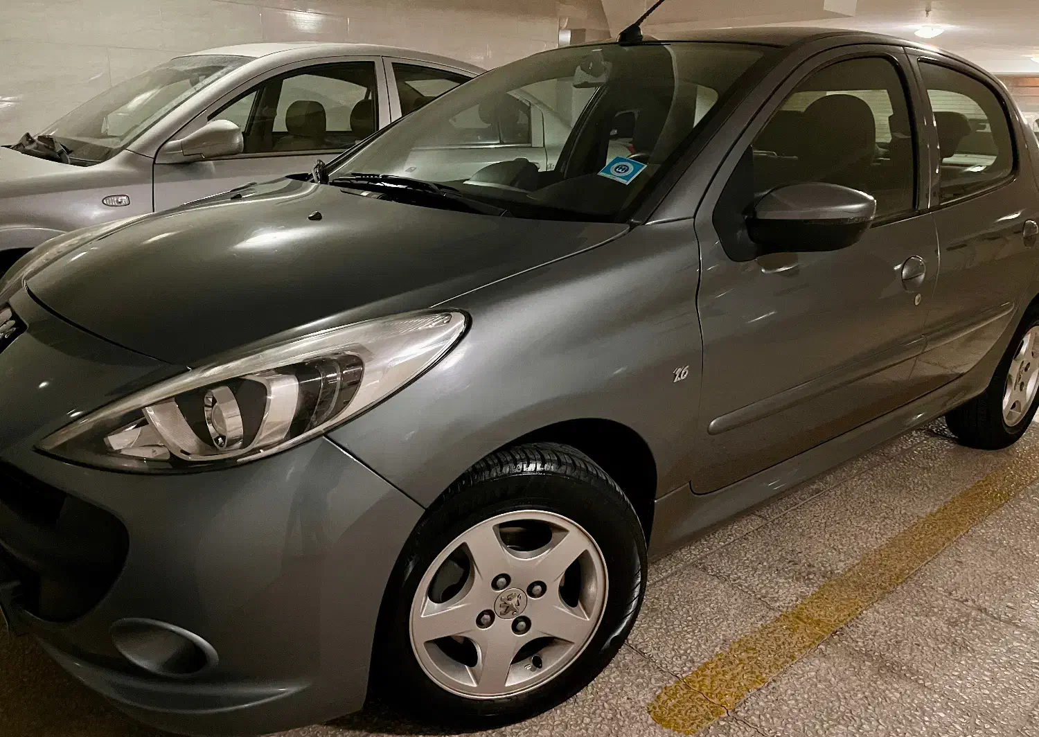 فروش ۲۰۷ اوتوماتیک مدل ۹۷|خودرو سواری و وانت|اصفهان, کوی سپاهان|دیوار