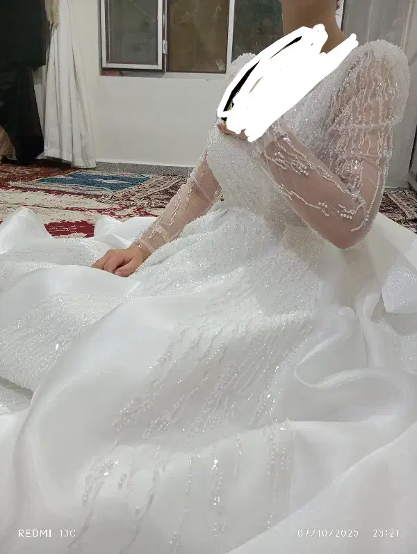 لباس عروس و تور سر کاملا تازه و نو|لباس|تبریز, |دیوار