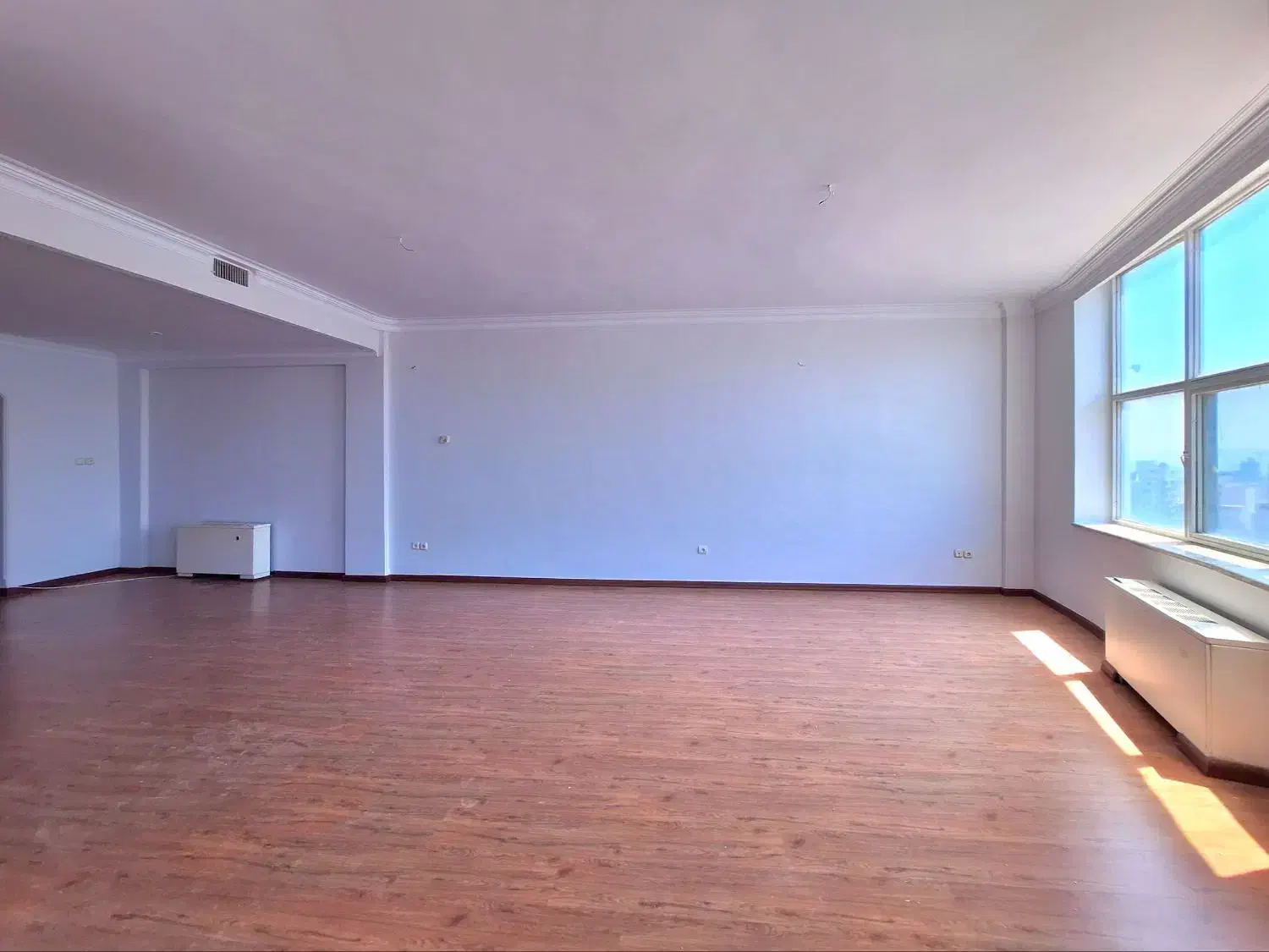 130متر  زعـفـرانـیــه 2خواب ( تاپ لوکیشن)