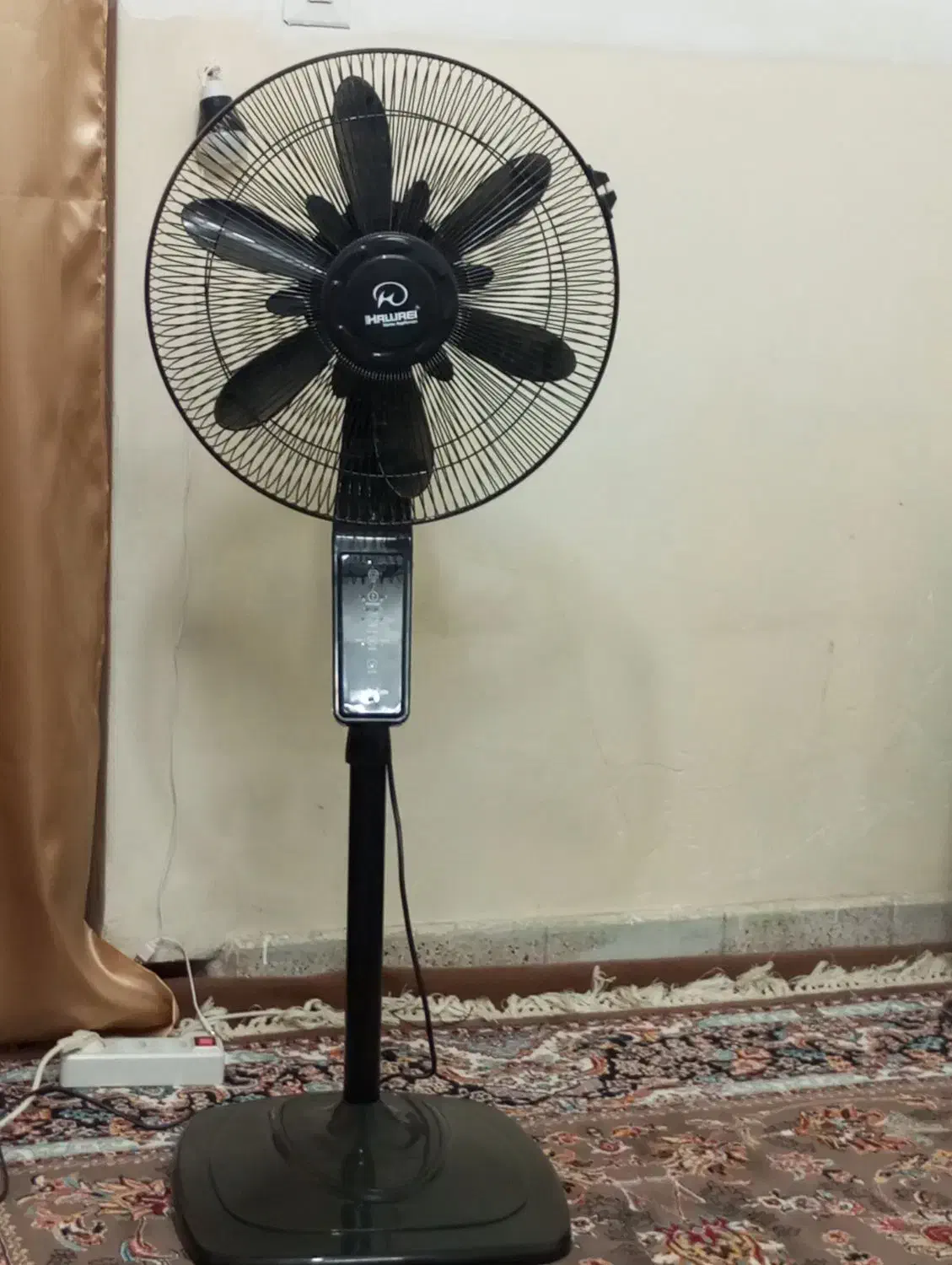 پنکه سه حالته|پنکه و تصفیه‌کنندهٔ هوا|بروجرد, |دیوار