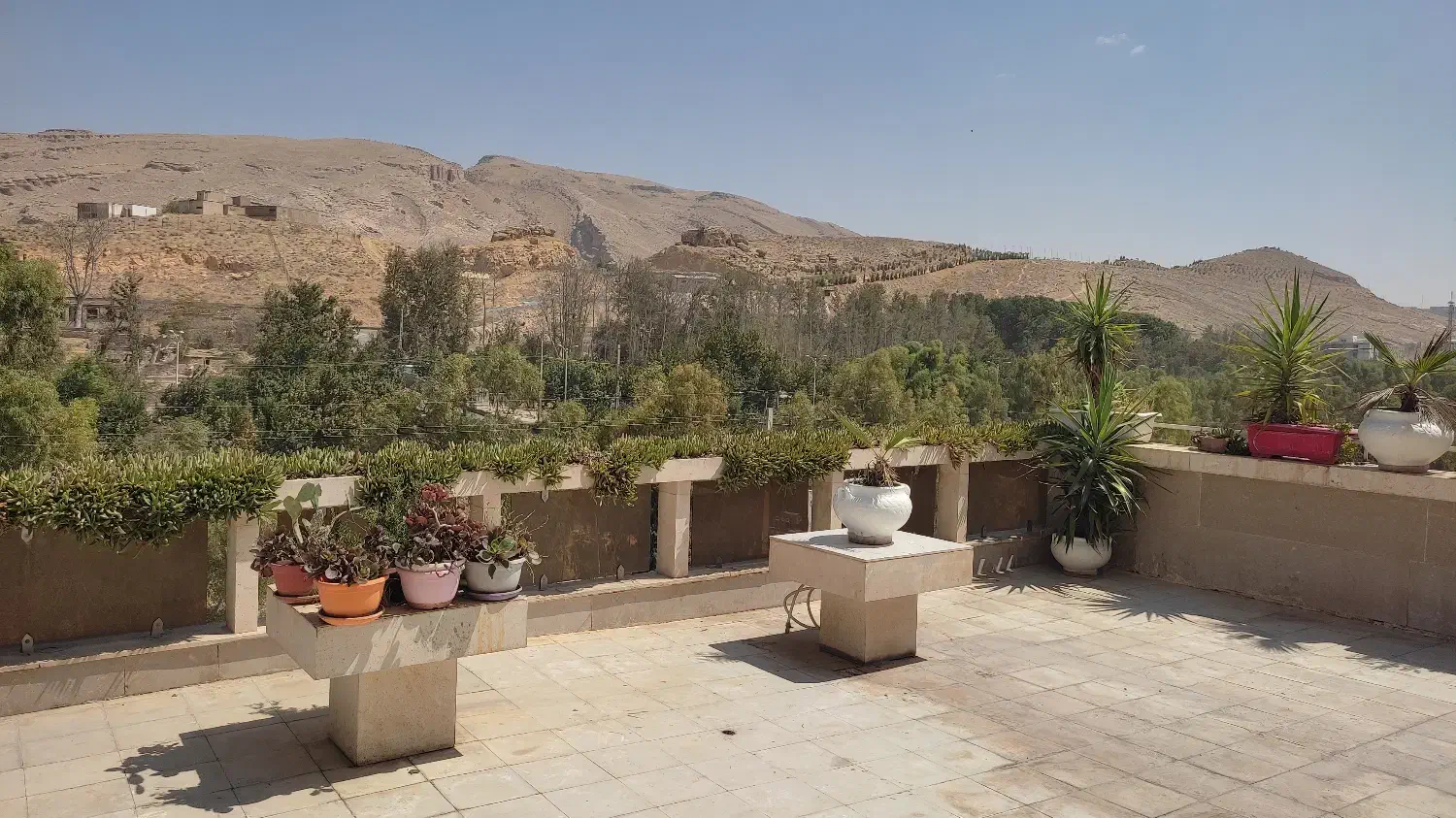 آپارتمان پنت هاوس دانش آموز .تجربه متفاوت در زندگی|اجارهٔ آپارتمان|شیراز, میرزاکوچک خان|دیوار