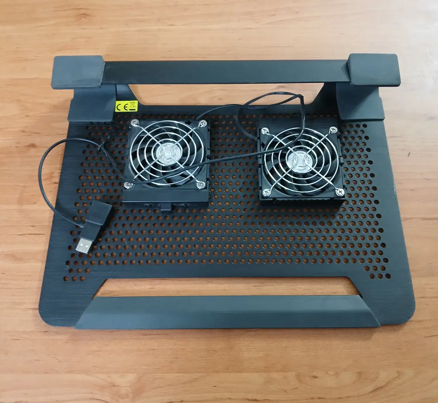 کول پد (cooler master)|قطعات و لوازم جانبی رایانه|شیراز, شهرک گلدشت حافظ‎|دیوار