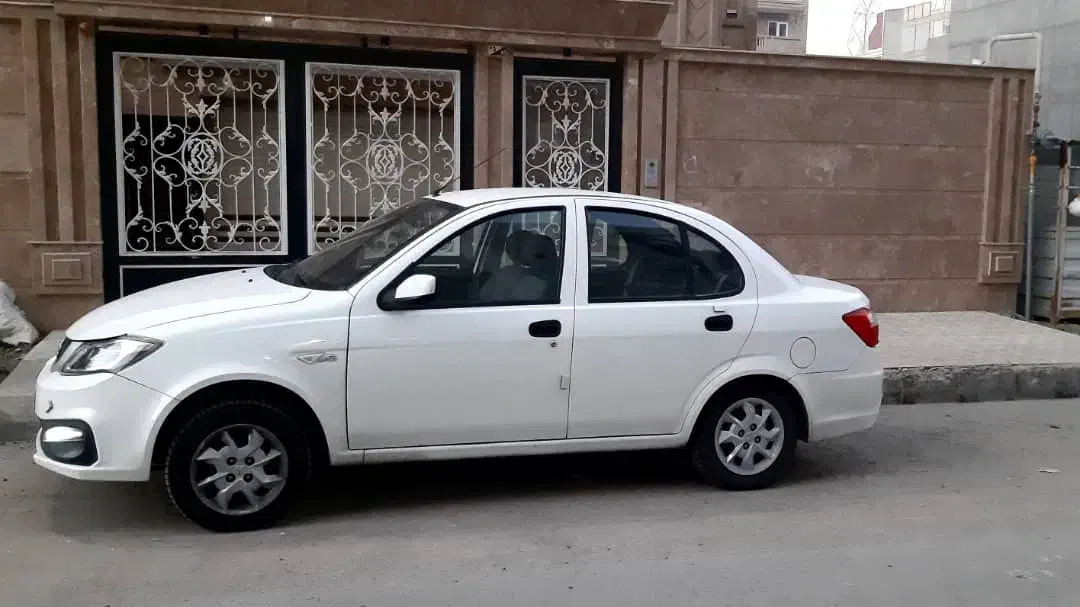 ساینا s بسیار کم کارکرد|خودرو سواری و وانت|تبریز, |دیوار