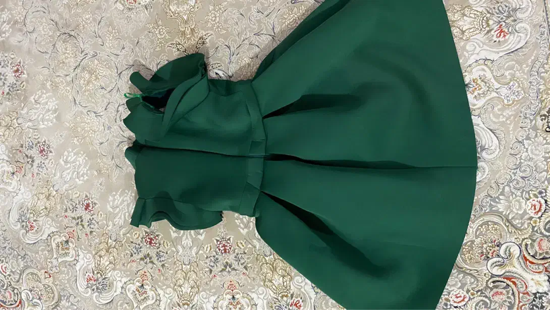 لباس مجلسی|لباس|رشت, پاره بیجار|دیوار