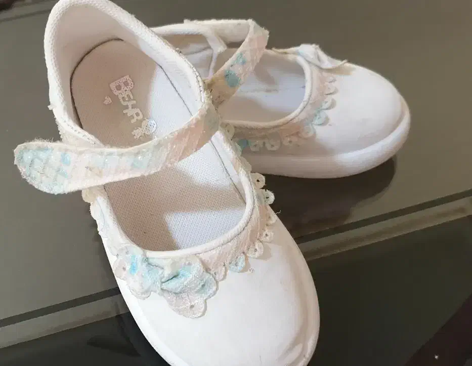 کفش بچگانه|کفش و لباس بچه|کرمانشاه, |دیوار