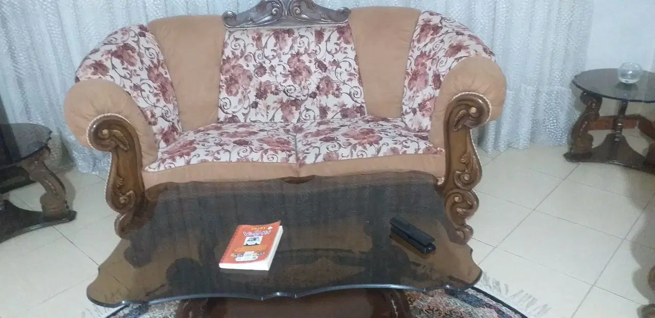 مبل تمیز و راحت|مبلمان خانگی و میز عسلی|کرج, فاز ۴ مهرشهر|دیوار