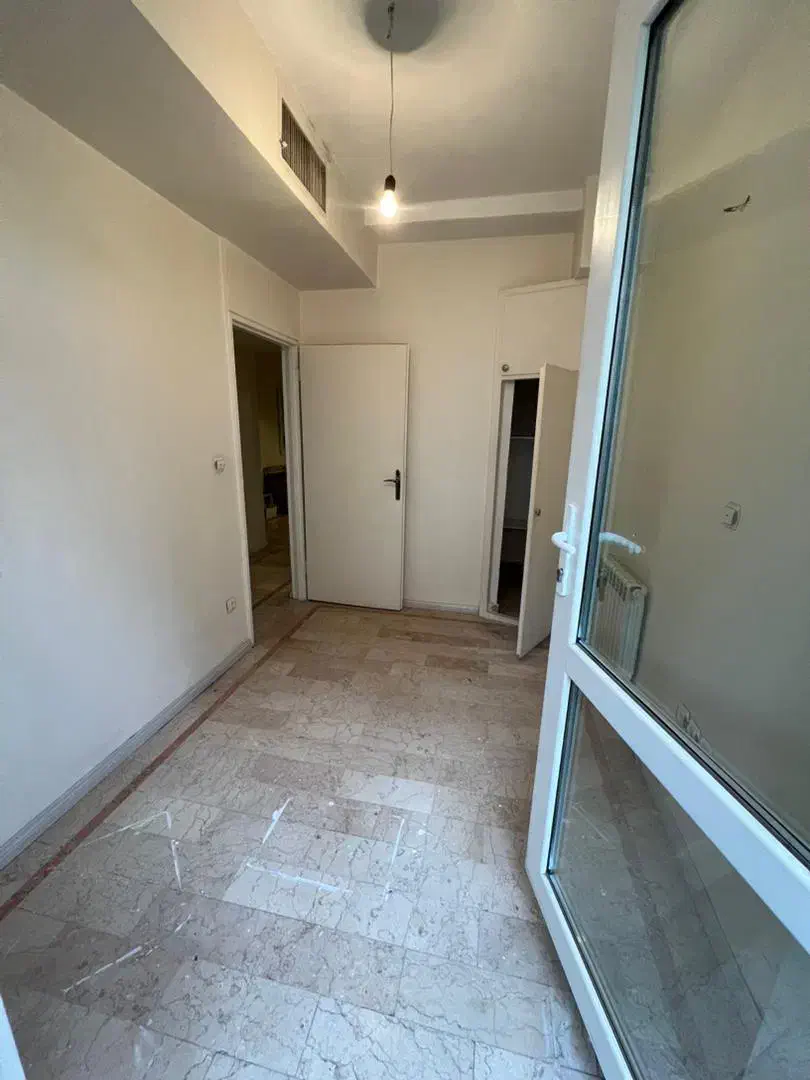 پونک‌ شهرک نفت آپارتمان ۶۸ متری ۲ خوابه