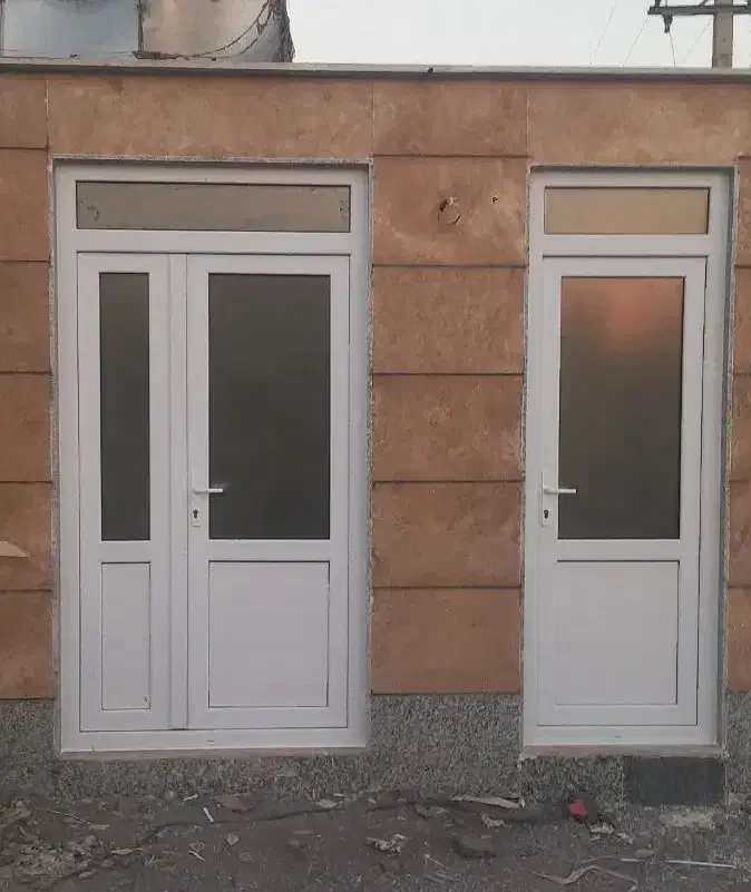 تولید و نصب درب و پنجرههای UPVC|خدمات پیشه و مهارت|میانه, |دیوار