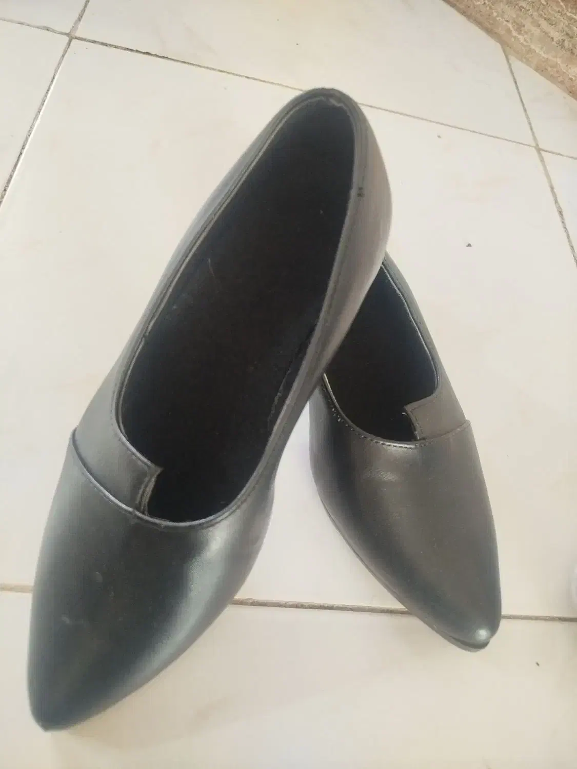 کفش اسپرت و کفش زنانه|کیف، کفش، کمربند|بیرجند, |دیوار