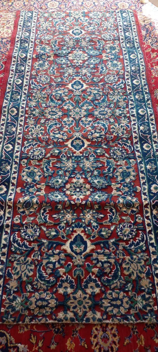 پشتی  کناره قالی|پشتی|تربت‌حیدریه, قائم|دیوار