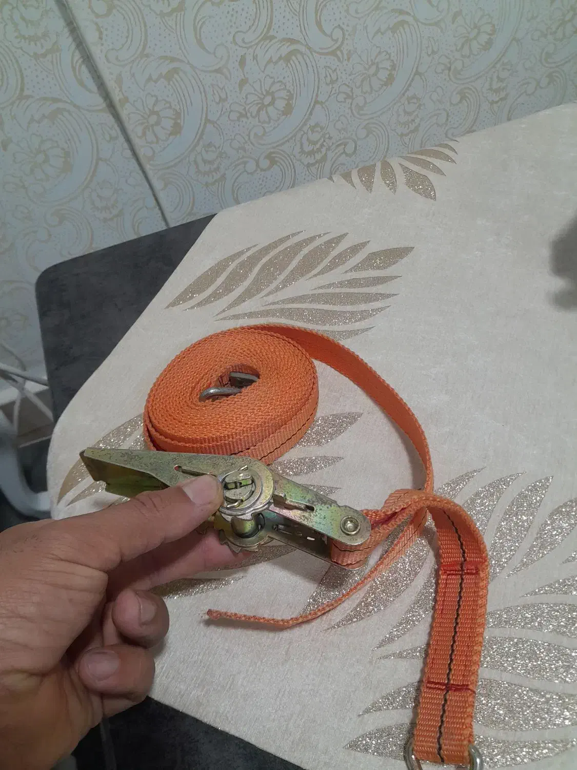 طناب لوکس|ابزارآلات|رشت, فرودگاه سردار جنگل رشت|دیوار