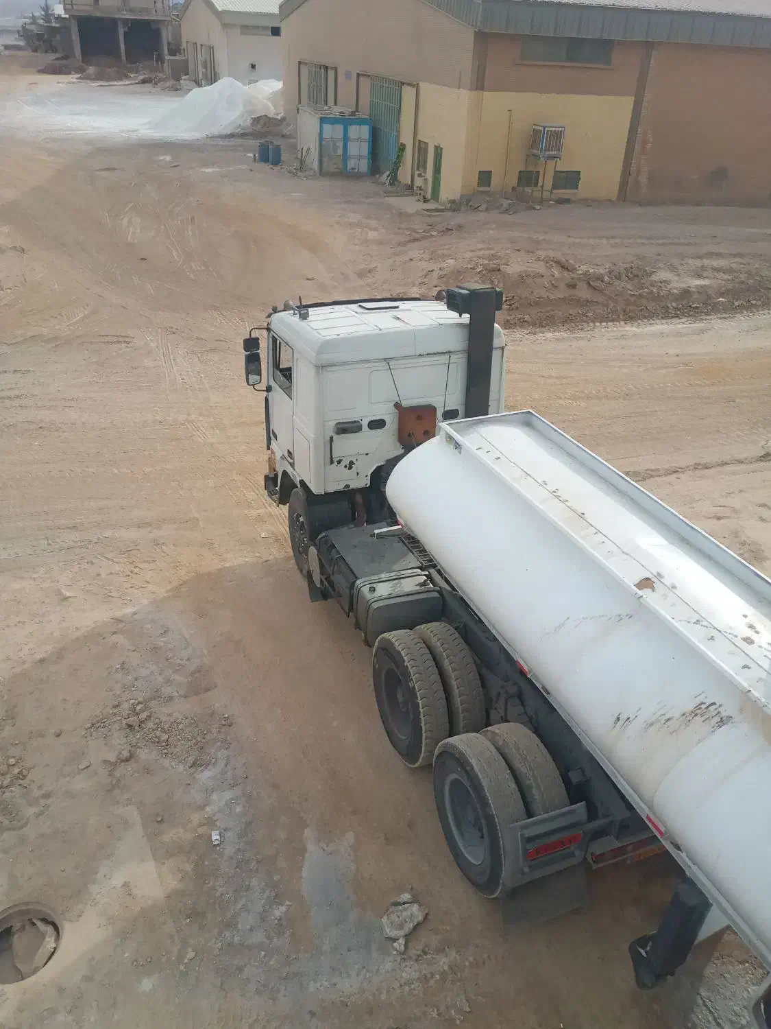 اف ۱۲ مدل ۷۷ دو برگ سند|خودرو سنگین|رفسنجان, |دیوار